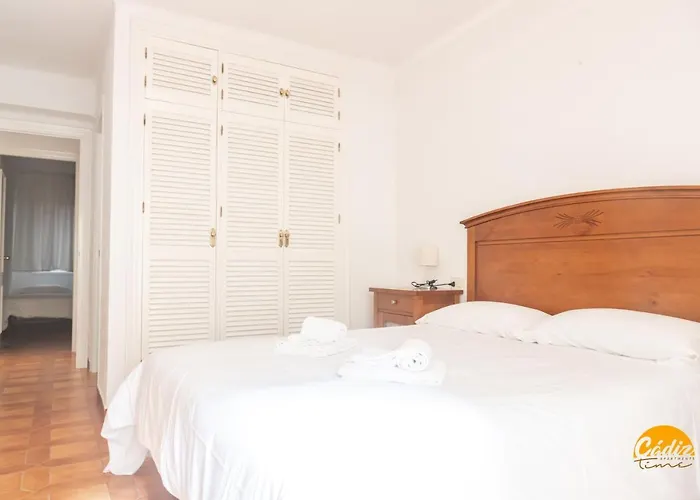 Lola By Time 카디스